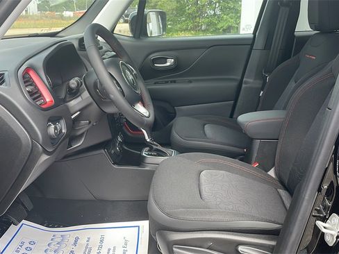 New 2023 Jeep Renegade Trailhawk image 27