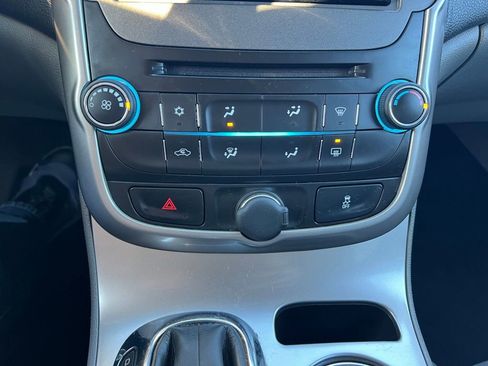 Used 2015 Chevrolet Malibu LS image 29