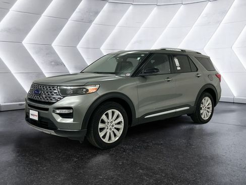 Used 2020 Ford Explorer Limited w/ Class III Trailer Tow Package AWD/4WD image 3