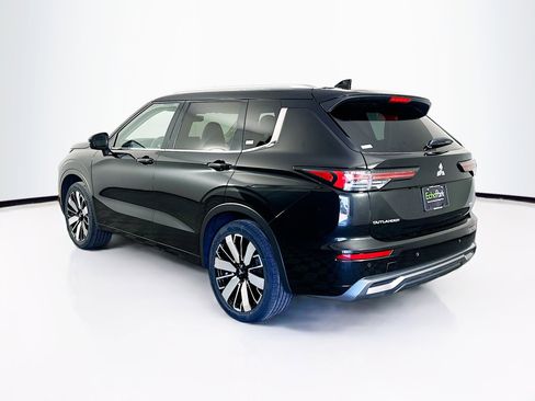 Used 2025 Mitsubishi Outlander SEL image 5