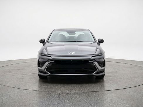 Used 2025 Hyundai Sonata SEL image 2