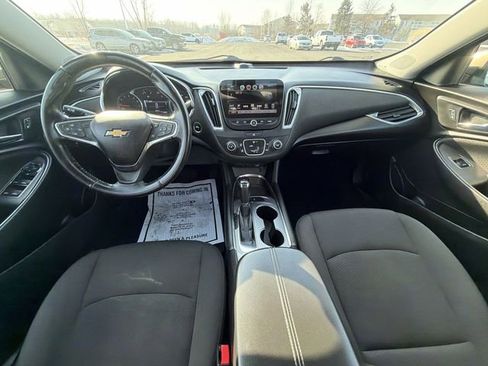 Certified 2018 Chevrolet Malibu LT image 19