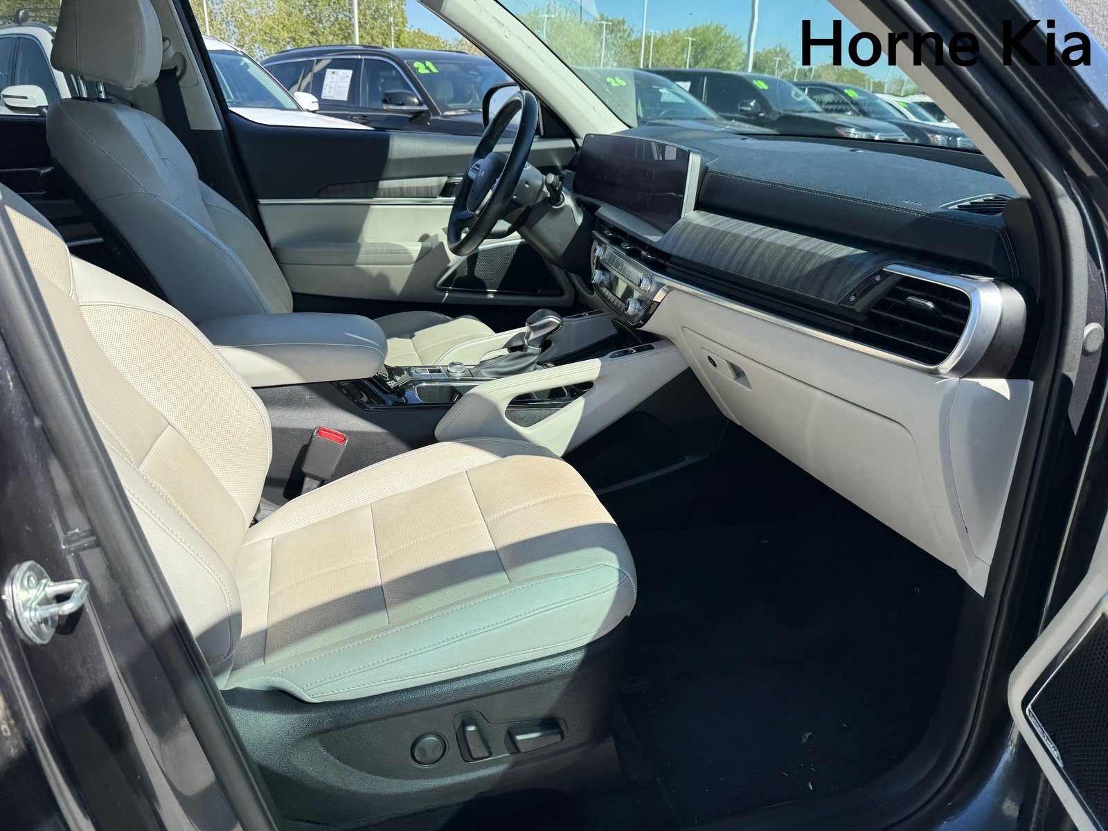 Certified 2024 Kia Telluride SX FWD image 28