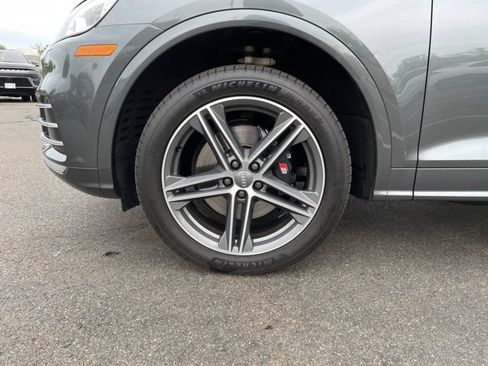 Used 2018 Audi SQ5 Premium Plus w/ Navigation Package AWD/4WD image 35