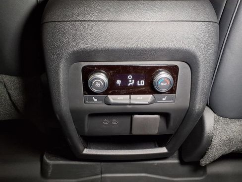 New 2026 GMC Acadia AT4 w/ Luxury Package AWD/4WD image 13