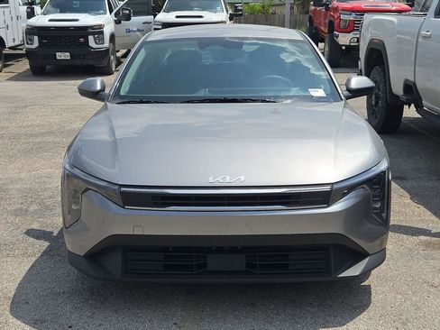 Used 2025 Kia K4 LXS image 7