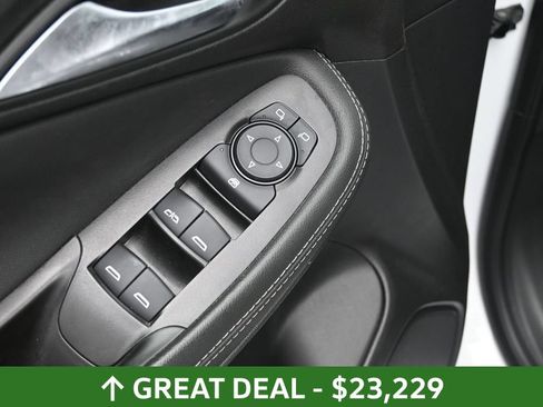 Used 2025 Buick Encore GX Preferred AWD/4WD image 17