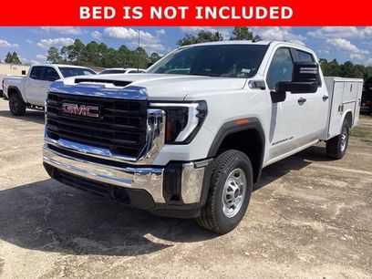 New 2025 GMC Sierra 2500 Pro w/ Convenience Package