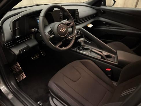 Certified 2026 Hyundai Elantra Sport FWD image 11