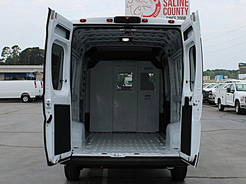Used 2024 RAM ProMaster 3500 w/ Quick Order Package 22G SLT FWD image 17