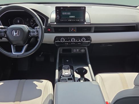 Used 2023 Honda Pilot EX-L image 12