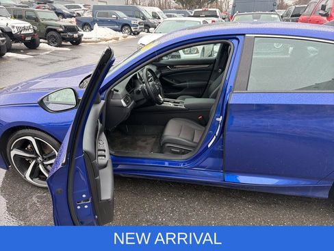Used 2021 Honda Accord Sport image 8