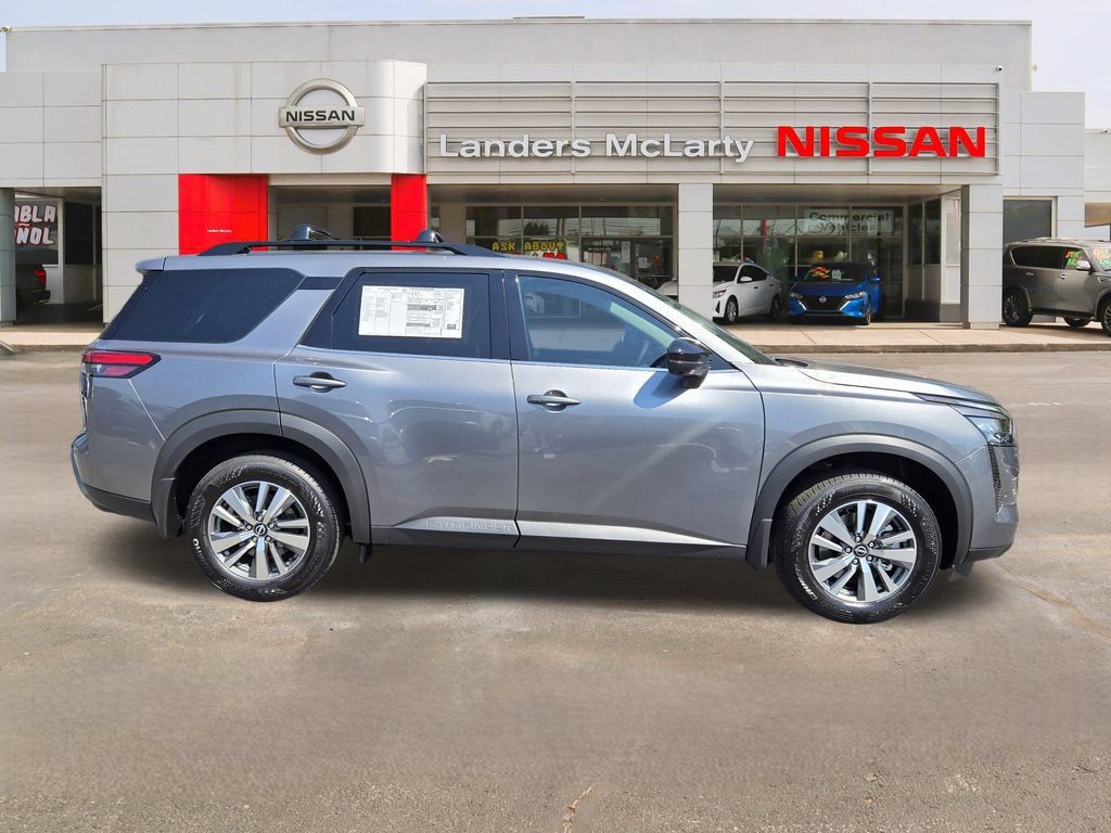 New 2026 Nissan Pathfinder SL FWD image 2