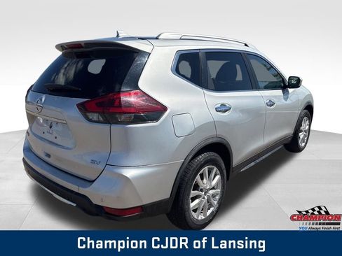 Used 2019 Nissan Rogue SV FWD image 8