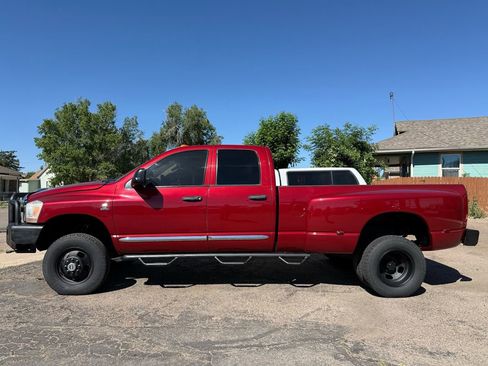 Used 2006 Dodge Ram 3500 Truck Laramie AWD/4WD image 2