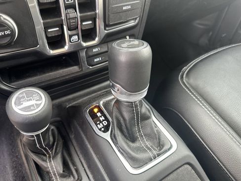 Used 2023 Jeep Wrangler Sahara w/ Cold Weather Group image 30