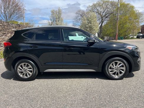 Used 2017 Hyundai Tucson SE Plus AWD/4WD image 6