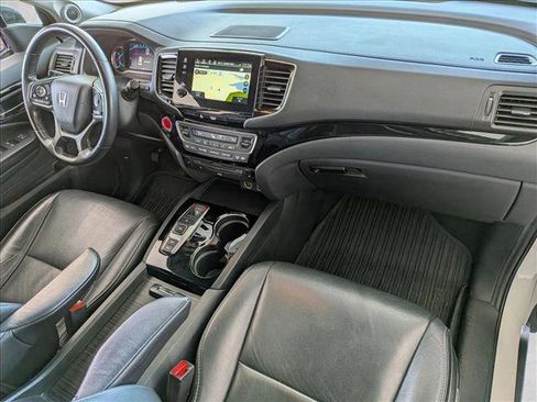 Used 2019 Honda Pilot Touring image 21