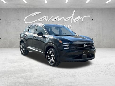 New 2026 Nissan Kicks SV FWD image 2