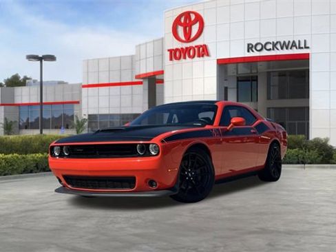 Used 2021 Dodge Challenger R/T Scat Pack w/ T/A Package image 1