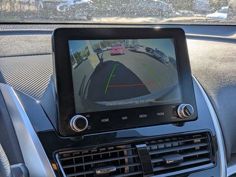 Used 2024 Mitsubishi Eclipse Cross SE image 21