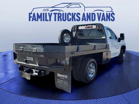 Used 2022 Chevrolet Silverado 3500 LT w/ Convenience Package image 6