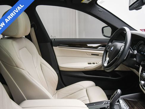 Used 2019 BMW 540i xDrive 540i xDrive image 48