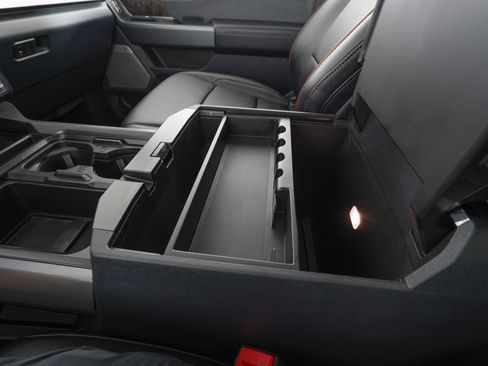 Used 2026 Ford F450 Lariat image 29