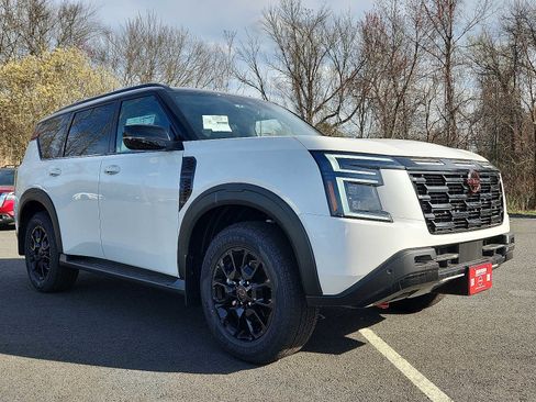 New 2025 Nissan Armada PRO-4X w/ Pro-4X Premium Package image 3