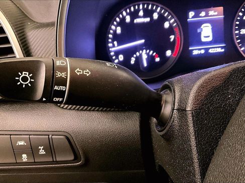 Used 2019 Hyundai Tucson SE image 30