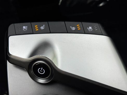 Used 2023 Kia EV6 Wind image 29