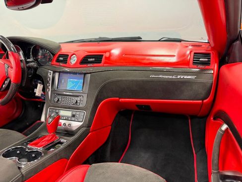 Used 2015 Maserati GranTurismo MC RWD image 40