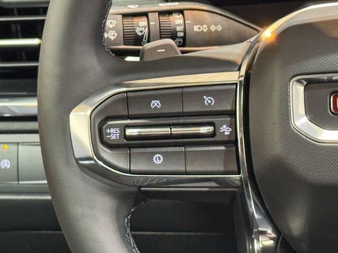 New 2025 GMC Acadia Elevation w/ Elevation Premium Package image 31