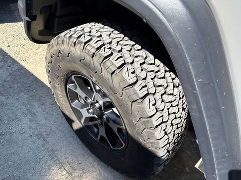 Used 2018 Jeep Wrangler Rubicon AWD/4WD image 7