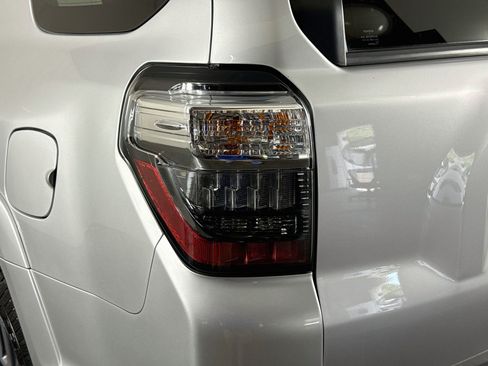 Used 2022 Toyota 4Runner TRD Sport RWD image 36