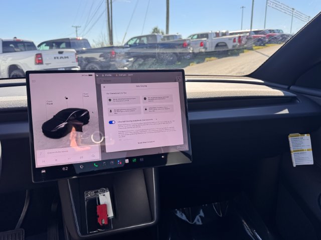 Used 2026 Tesla Model Y AWD image 32