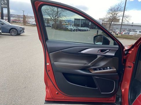 Certified 2023 MAZDA CX-9 Signature image 11