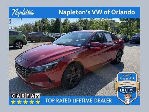 Used 2022 Hyundai Elantra SEL FWD image 1