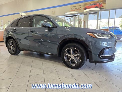 Used 2025 Honda HR-V EX-L image 3