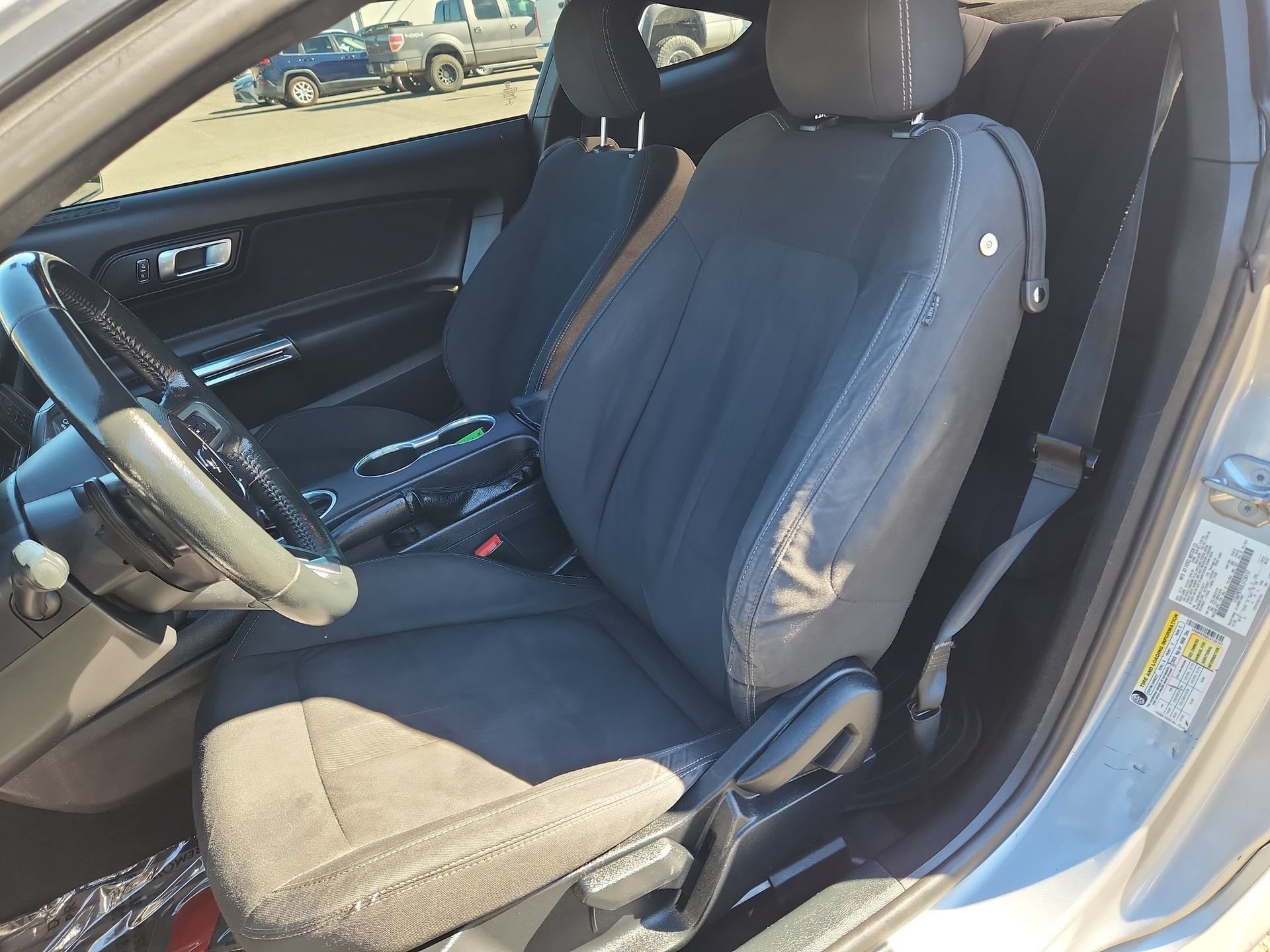 Used 2020 Ford Mustang Coupe RWD image 13
