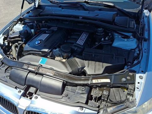 Used 2009 BMW 328i Convertible RWD image 34