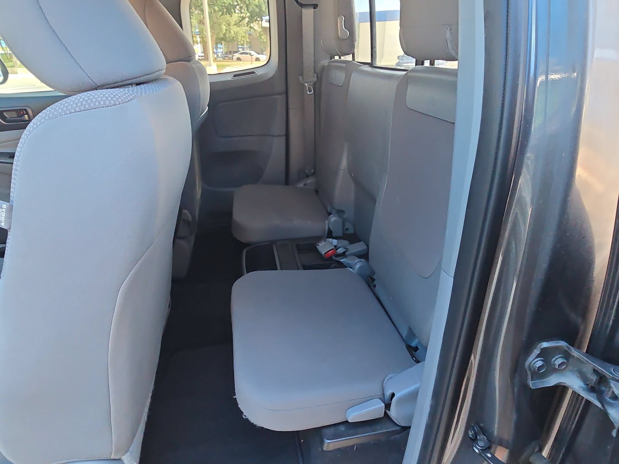 Used 2014 Toyota Tacoma PreRunner w/ Convenience Package RWD image 14