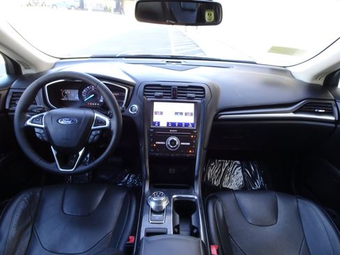 Used 2020 Ford Fusion Titanium image 16