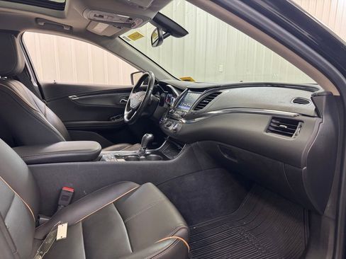Used 2019 Chevrolet Impala Premier w/ Premier Convenience Package FWD image 28