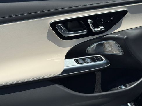 New 2026 Mercedes-Benz E 450 4MATIC Sedan image 17