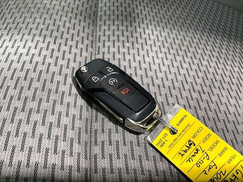 Used 2016 Ford F150 XLT w/ Equipment Group 302A Luxury image 11