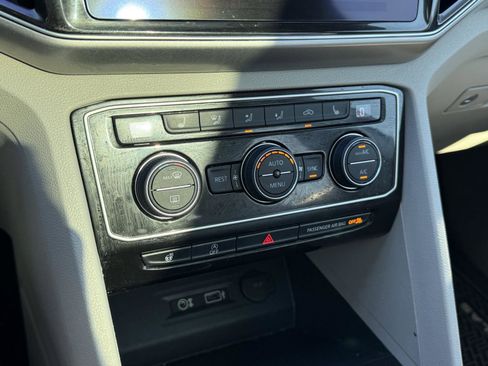 Used 2019 Volkswagen Atlas SEL image 25