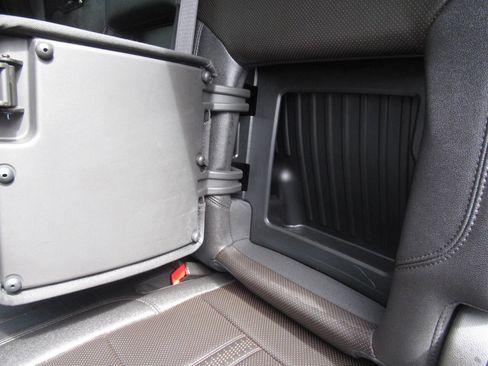 Used 2024 Chevrolet Silverado 3500 High Country w/ High Country Premium Package image 21