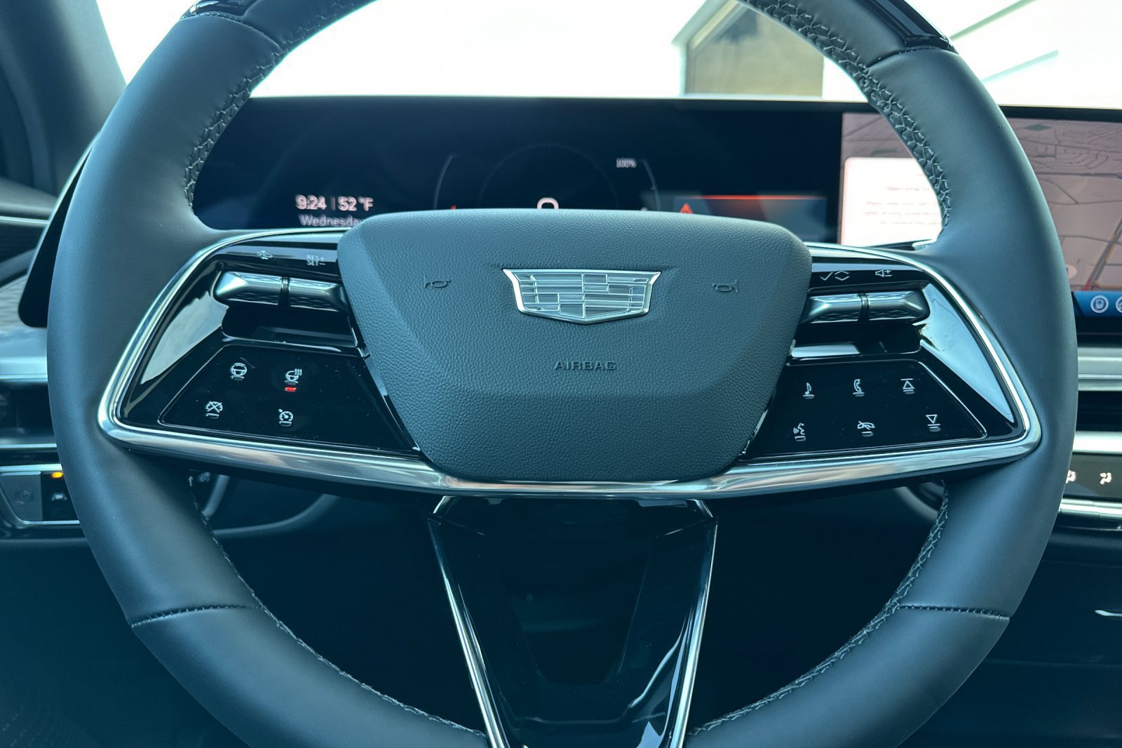 Used 2026 Cadillac Lyriq Luxury RWD image 22