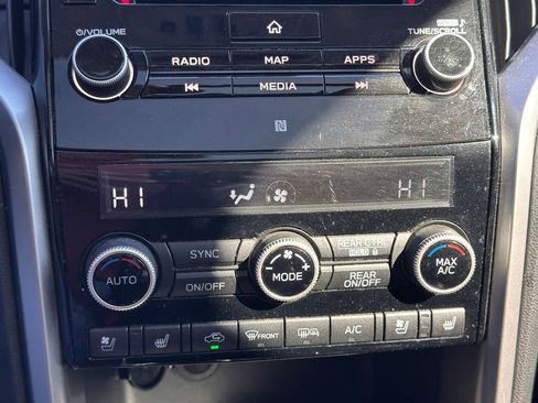 Used 2019 Subaru Ascent Touring w/ Popular Package #3 image 39